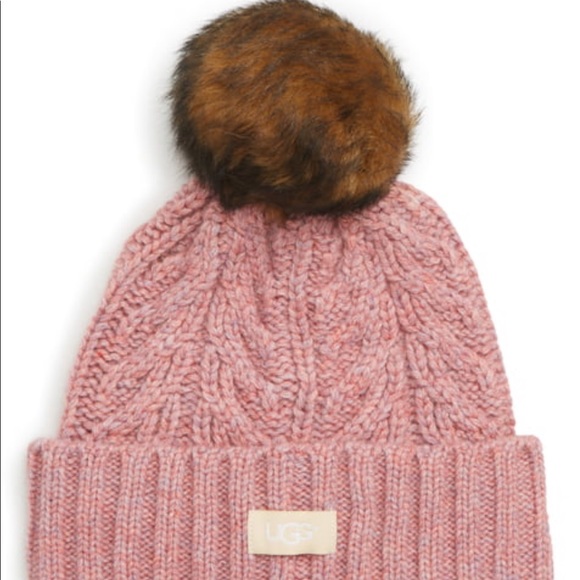 🎉 HP 🎉 🆕 UGG Cable Pom Beanie Smokey Pink - Picture 10 of 10